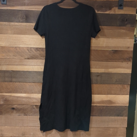 Saks Fifth Avenue Black Shortsleeve Sweater Dress Midi - Women's Size M - Picture 3 of 10